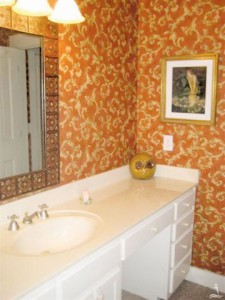 Master bathroom. Photo courtesy of Kay Jolliff