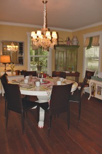 Dining room. Photo by Bethany Turner